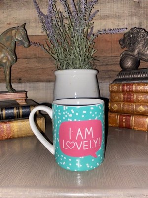 I AM LOVELY Tasse Tee Kaffeetasse süß Geschenk Sprechblase Emoji mintgrün rosa