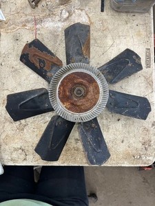 7 Blade Fan Part # 2863216 with Clutch 18.5" Diameter Mopar Chrysler