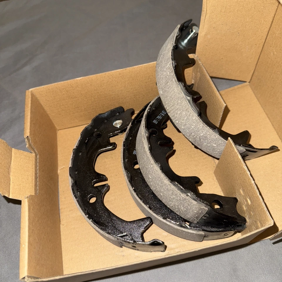 Zapata de freno S859 Carquest Lexus ES300 Toyota Avalon ES330 Camry Highlander ES350 Foto 4 de 4