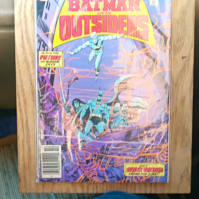 DC Comics Batman and the Outsiders Batman (Bruce Wayne) Single Issue Color