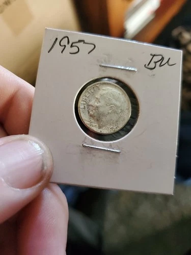 1957-P Roosevelt Dime - BU  - FREE SHIPPING 🇺🇸