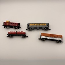 N Scale Train 5 Cars Lot