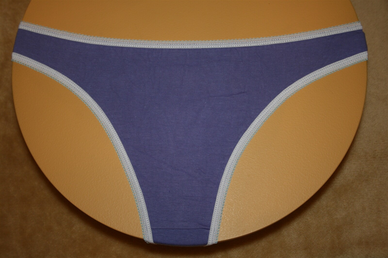 Picture 1 of 2