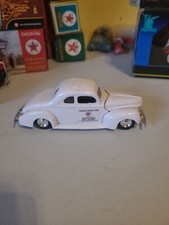 1/24 RACING CHAMPIONS 1940 FORD COUPE TEXACO INSPECTION CAR WHITE RARE