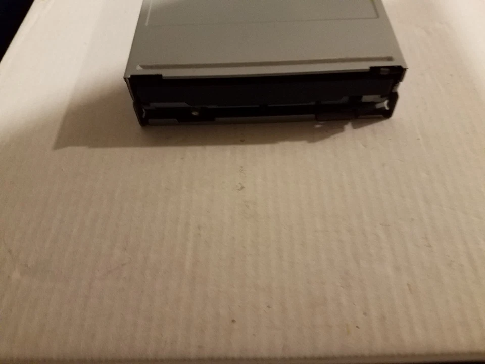 Sony MPF920-F Internal 3.5" Floppy Disk Drive Biack No Bezel - Image 3 of 4