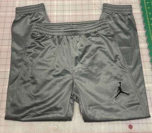 Air Jorden Kids Small (8-10 Year) Joggers With Pockets And Cuffed Legs - Picture 3 of 9