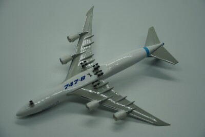 Herpa Wings 1:500 Boeing 747-8F Flight Test Livery N747EX (515740