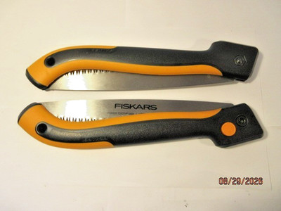 2 Pack, Fiskars Power Tooth Softgrip 10in Blade Pruning Saw Foldable Storage