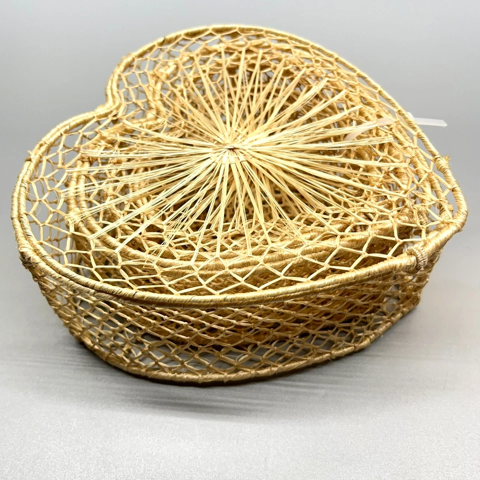 Set of 4 Handmade Woven Natural Abaca Wicker Nesting Heart Shaped Box Baskets - Image 3 of 4