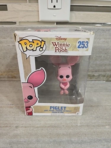 2016 Piglet #253 Winnie the Pooh Funko Pop! Disney Vinyl Figure Box Good *