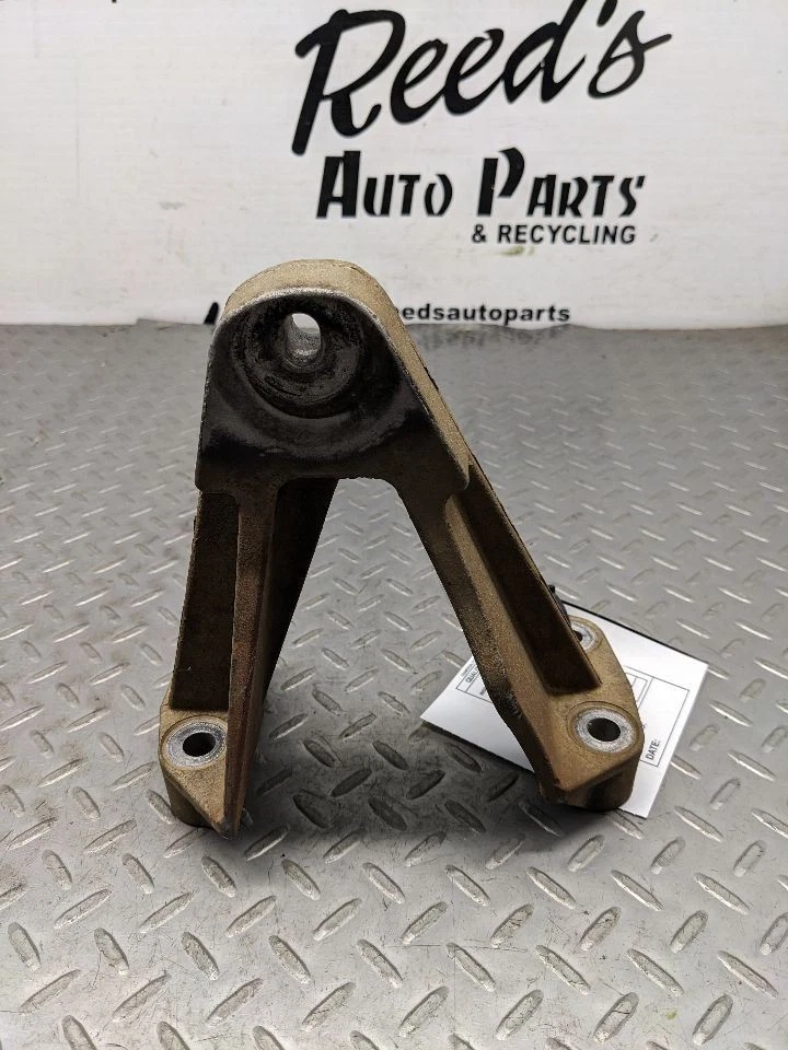 Soporte de motor Ford Mustang V 2005-2009 montaje de motor pasajero derecho 4R33-6037-AD Foto 4 de 4