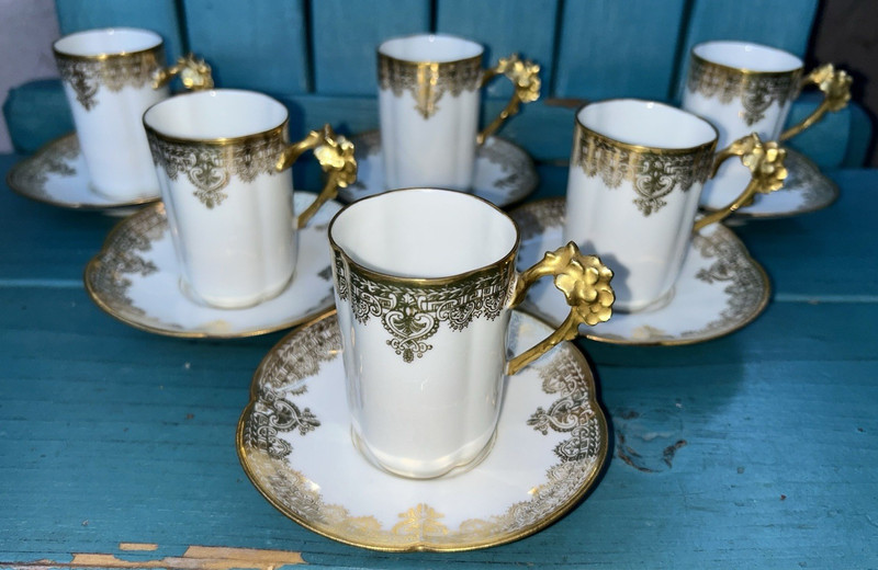 france CHOCOLATE POT 6 CUPS + 6 SAUCERS limoges ENCRUSTED GOLD w.g. & co WM. GUE