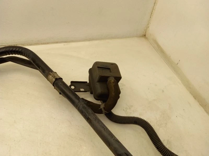 2004 TOYOTA 4RUNNER SR5 4.7L 4WD NO PESCOÇO DE ENCHIMENTO DE COMBUSTÍVEL  - Imagem 4 de 4