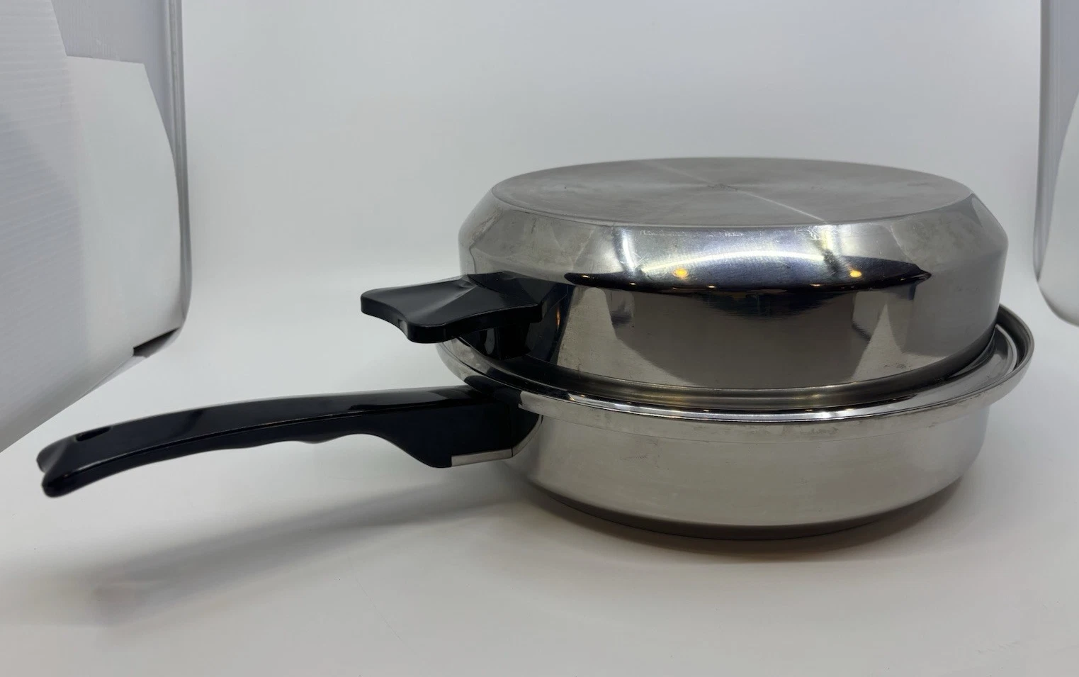 INKOR Multi Core 5 Ply Stainless Steel Skillet w/ Domed Lid & Egg Poacher Insert