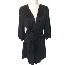 Victoria’s Secret Short Robe Black Womens Size Large Belt Three Quarter Sleeves