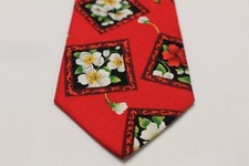 P.P.S DESIGNS - 100% COTTON - FLORAL PRINT - VINTAGE - MADE IN USA NECK TIE!