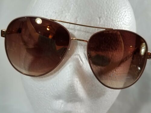 Jessica Simpson Oversized Square Translucent Sunglasses Gold  display picture 3