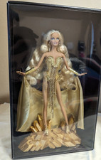 2012 Blond Gold Label Barbie. 7300 Worldwide. Bonus 2 certificates. Gorgeous
