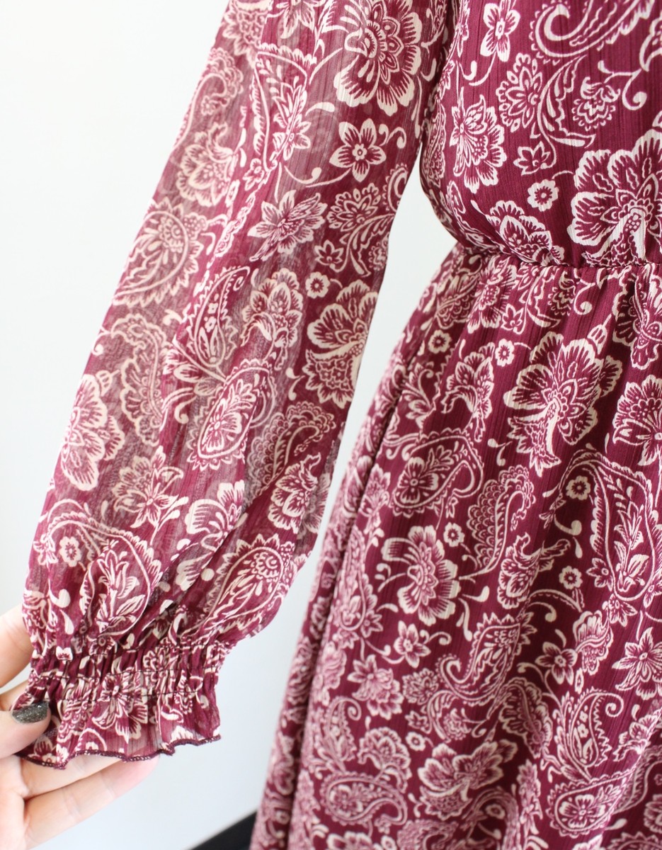 ミルメルシィ Zara Burgundy Paisley Floral Ruffle Mock Neck Chiffon