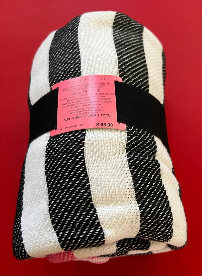 Victoria's Secret Throw Blanket Striped Beach Finge 50 x 60 Free Tote Bag - Image 3 of 4