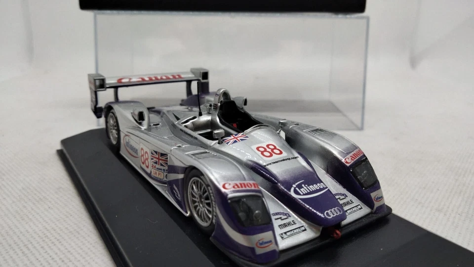 IXO AUDI R8 SPORT UK NR 88 LE MANS 2004 DAVIES - HERBERT - SMITH SCALA 1:43 - Immagine 3 di 4