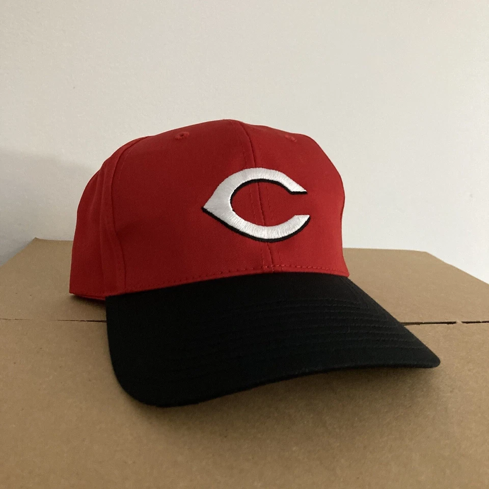 NWT Vintage Cincinnati Reds Snapback Hat Baseball Cap Plain Logo MLB 90s New - Image 4 of 4