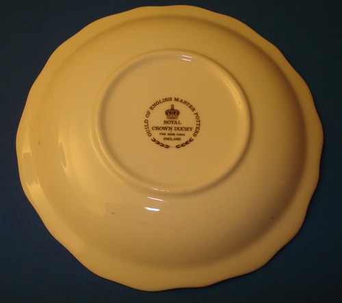 Royal Crown Duchy "Bath" England 2 Color Plate Gold Trim – Fine Bone China - Picture 3 of 4