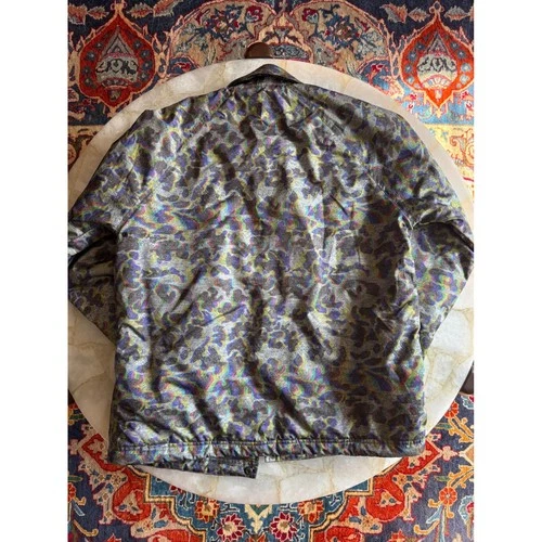 NWOT Converse Primaloft 3D Cheetah Pattern Coach Jacket Mens M Iridescent Snap image 3