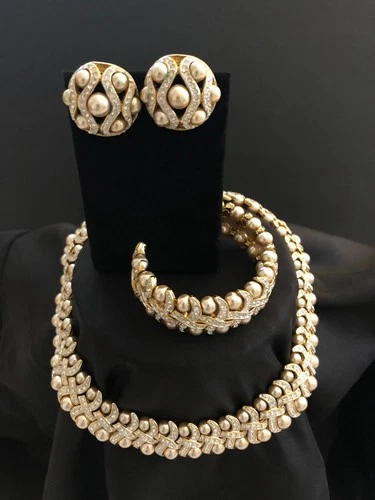 Vtg Carolee Glass Pearl Rhinestone Criss Cross Choker Cuff Jewelry Earring Set