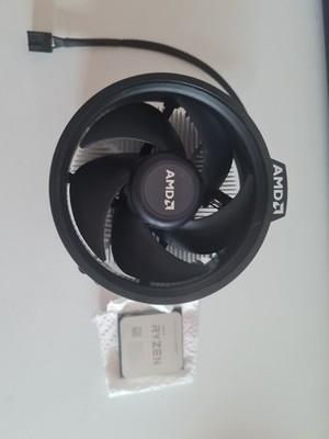 AMD Ryzen 5 3600XT Prozessor (4,5 GHz, 6 Kerne, Sockel AM4) - 100-100000281BOX