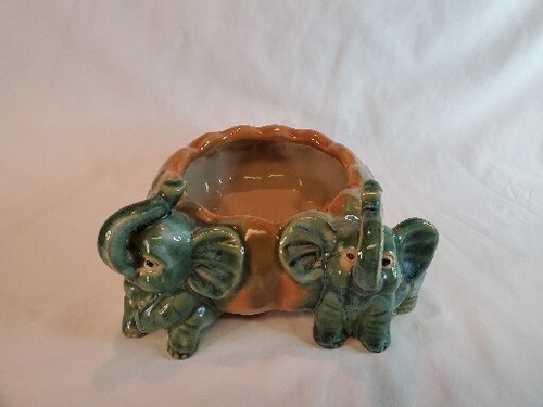 Vintage Pottery Double Elephant Planter Trunk Up Lucky Signed Numbered P303LE - Picture 3 of 18