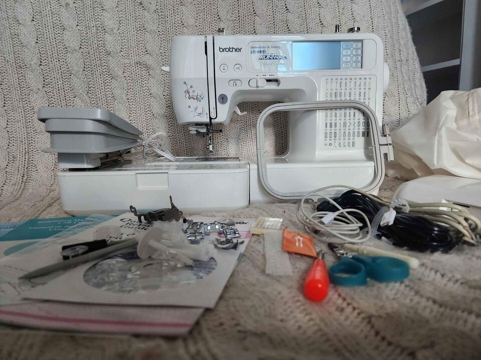 BROTHER EMBROIDERY & SEWING LB6800 PROJECT RUNWAY LIMITED EDITION eBay