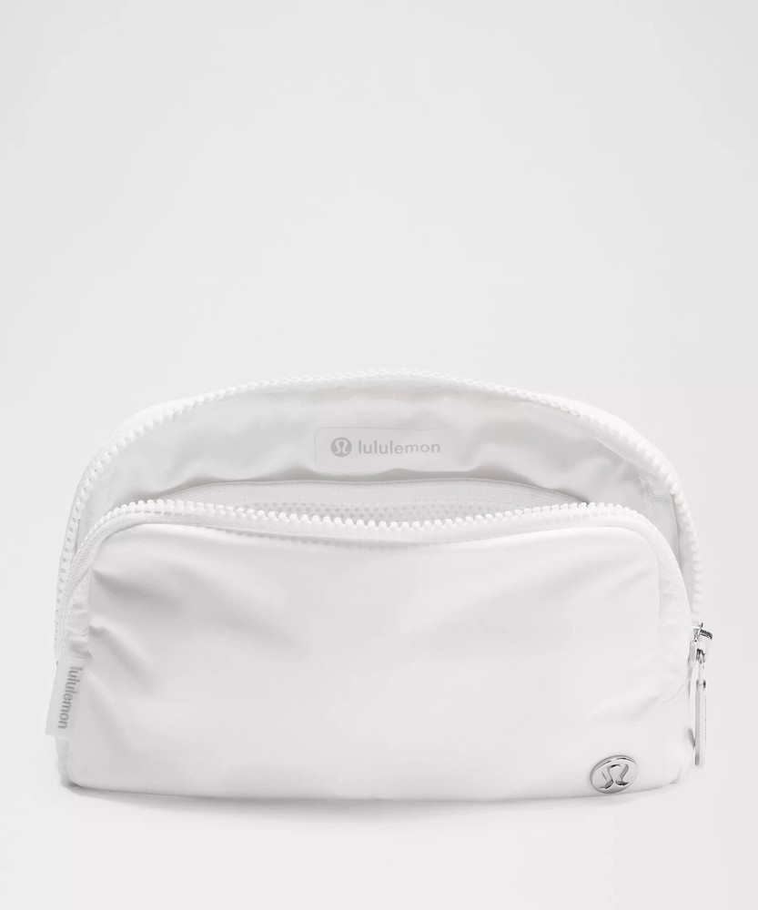 White Everywhere Belt Bag 1L - Compact & Stylish Crossbody