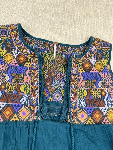 Free People Lohri top senza maniche ricamato donna grande hippie boho cravatta nappa - Foto 5 di 10