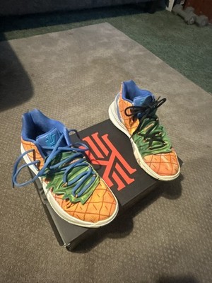 Size 8.5 - SpongeBob SquarePants x Nike Kyrie 5 EP Pineapple House