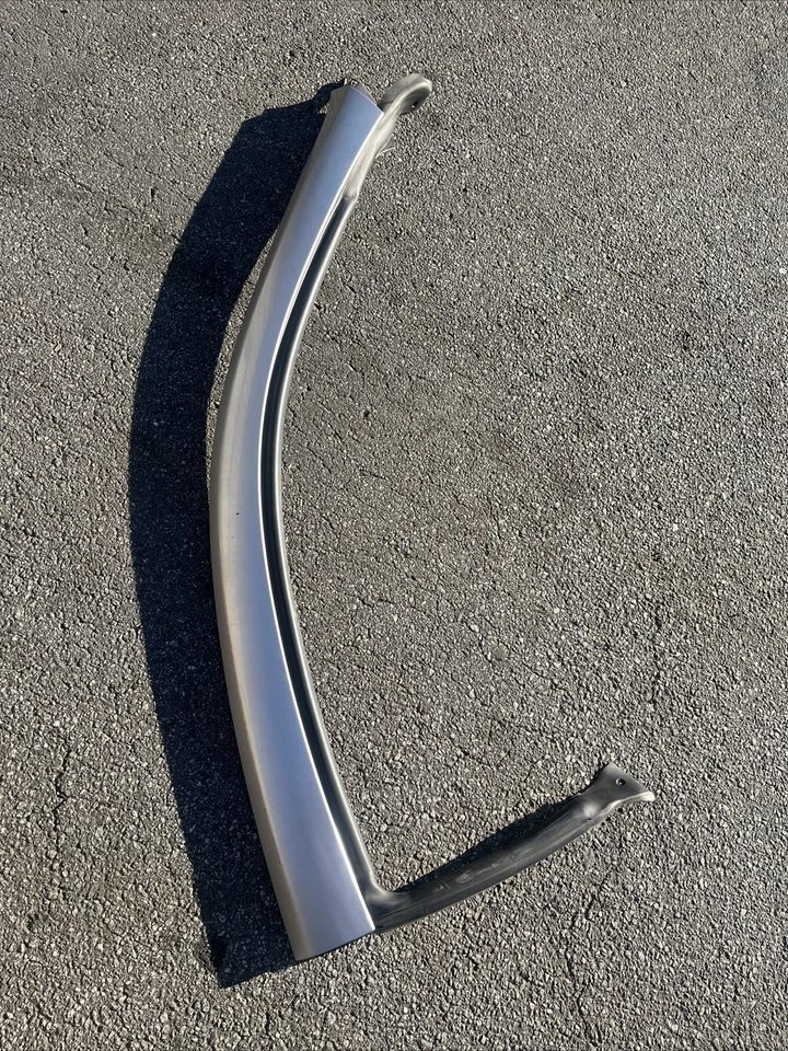 Infiniti G35 2003 07 cupé un pilar moldura derecha Foto 3 de 4