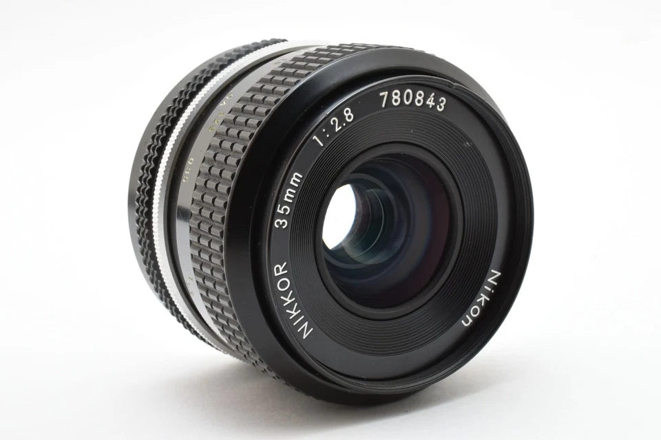 Nikon NIKKOR 35mm f/2.8 Lente de enfoque manual gran angular sin AI de... - Imagen 4 de 4