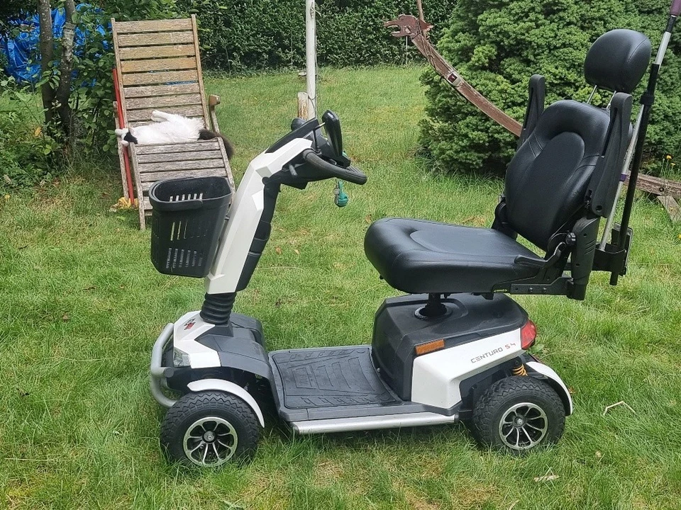 Elektromobil Bischoff + Bischoff Centuro S4 - Bild 2 von 4