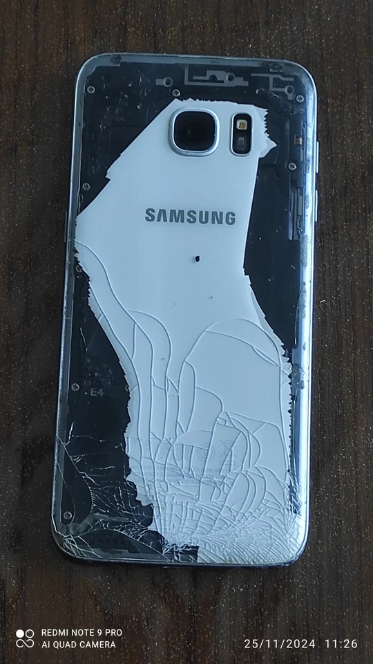 Samsung Galaxy S7 Edge - Immagine 3 di 4