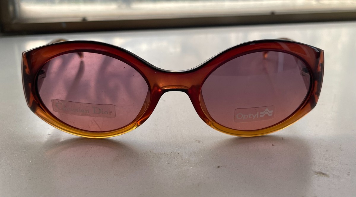 AUTHENTIC VINTAGE CHRISTIAN DIOR MADE IN AUSTRIA MODEL COMIC