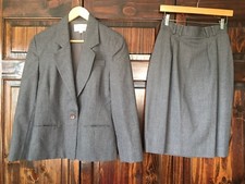 Vintage JH Collectibles Gray Wool 2 Pc Skirt Size 8 Blazer Size 6 Lined Suit