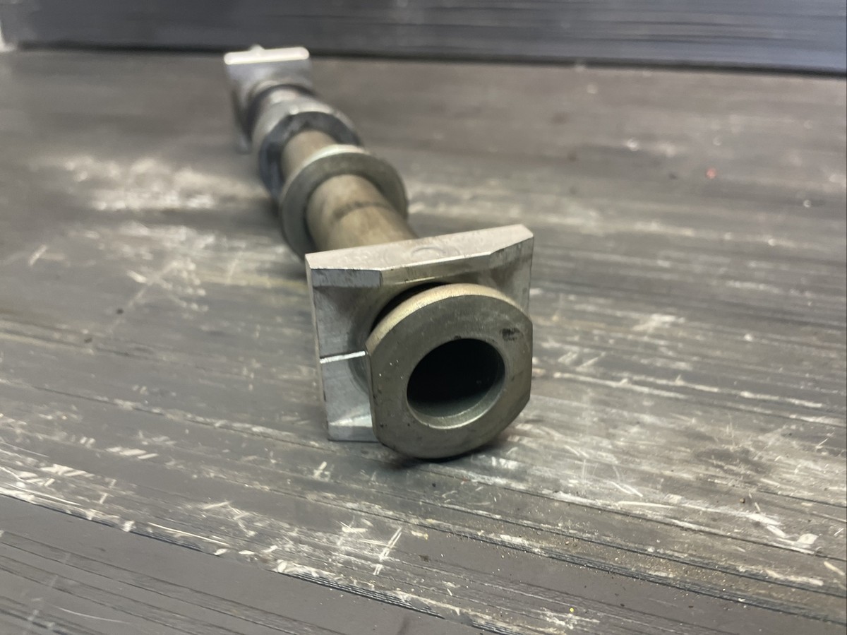 2015 Kawasaki Ninja ZX6R Rear axle, back wheel axle #10625 | eBay