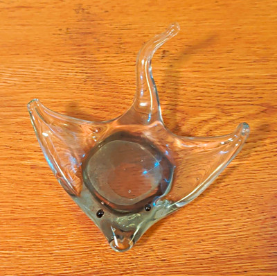 Handmade Clear Art Glass Manta Ray Figurine   Unique Sculpted Decorative Piece