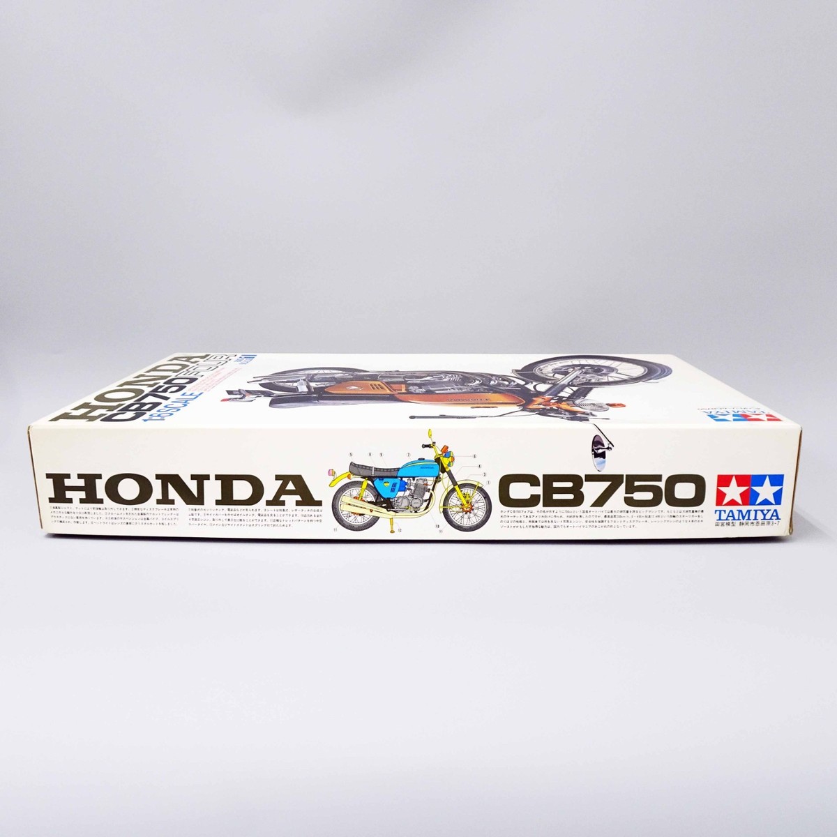 Tamiya 1/6 Honda CB750 Four Big Scale Series Plastic Model Kit Tamiya 1/6 Honda CB750 Four Big Scale Series Plastic Model Kit