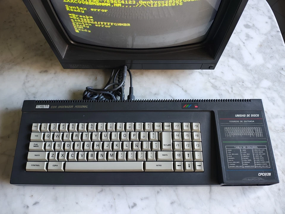 AMSTRAD CPC 6128 128K ORDENADOR PERSONAL BUENO TECLADO ESPAÑOL LEER DESCRIPCIÓN - Imagen 3 de 4