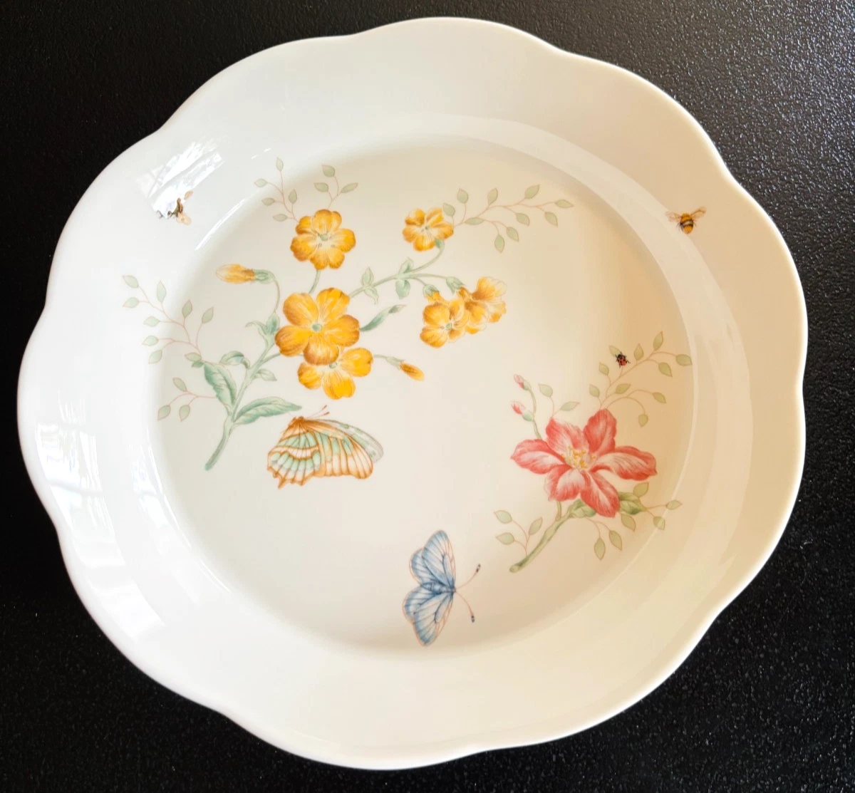 Lenox Butterfly Meadow Pie Dish 9 1/4-inch Microwave to Freezer t Dish