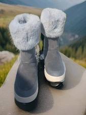 Koolaburra by UGG Tynlee  Suede Fur Boots Womens Size 9 