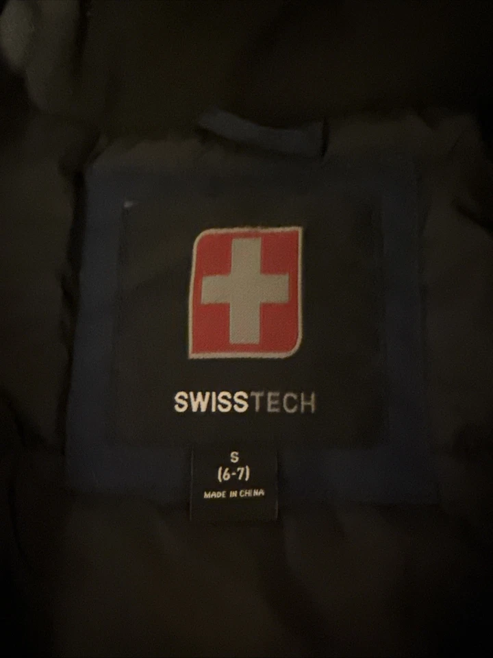 Swiss Tech Boys Waterproof Ski Jacket with Hood Size S 6/7 New - Image 3 of 4