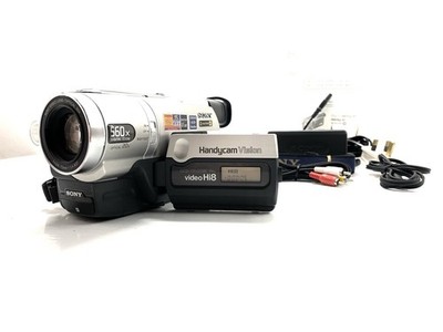 SONY CCD-TRV208E Hi8 Tape Analogue Video Camera HANDYCAM Complete Working Set