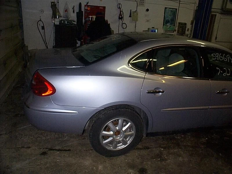 Buje de rueda delantero usado se adapta a: Buick Lacrosse 2005 delantero sin ABS grado B Foto 4 de 4